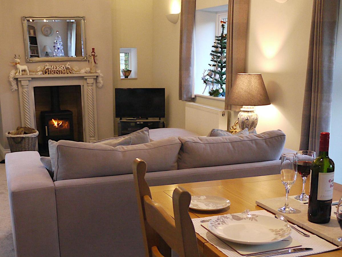 Cosy Stone Cottage, The Bungalow Perrotts Brook Cirencester Ngoại thất bức ảnh
